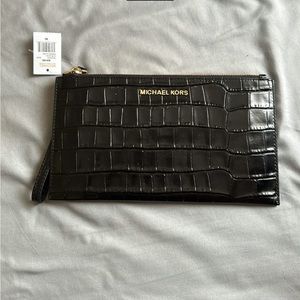 Michael Kors Wristlet